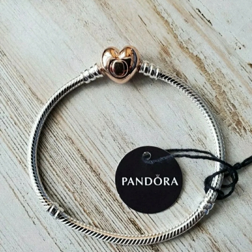 Pandora